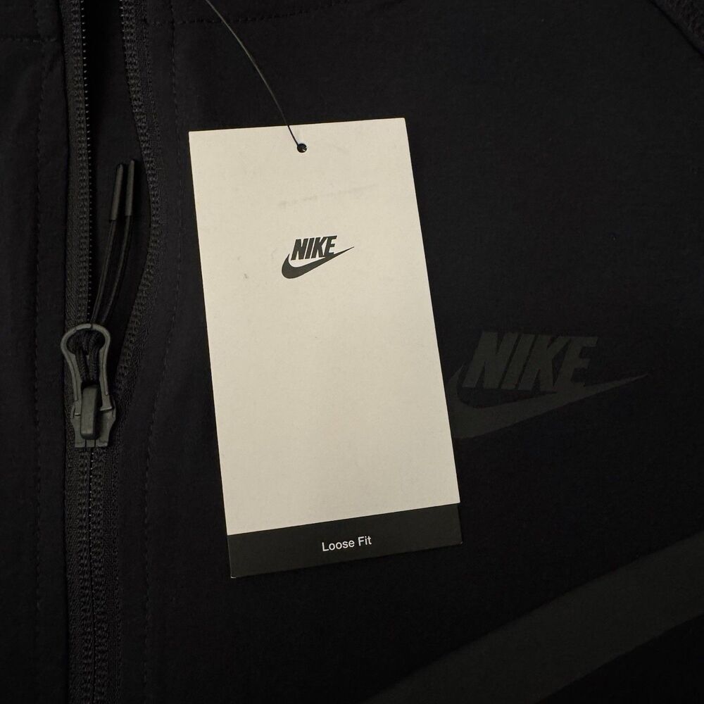 Nike Tech Woven Jacket - Picture 10 of 11